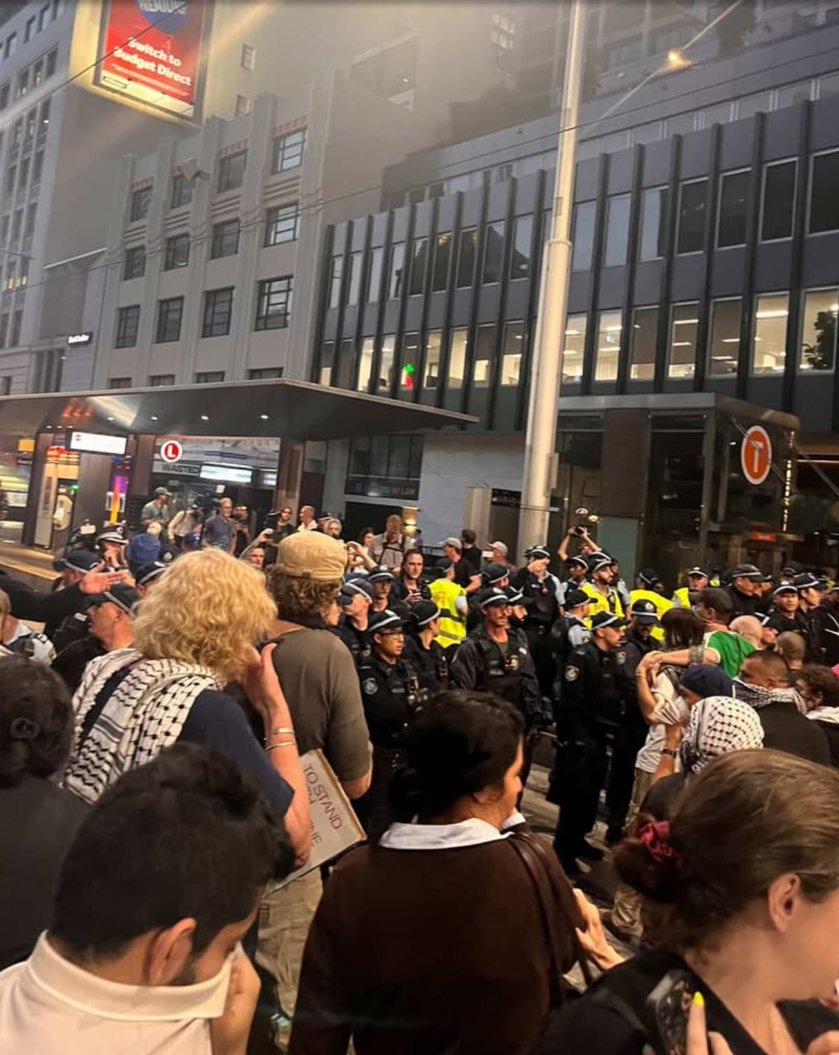 ‘Too many coppas, not enough justice’